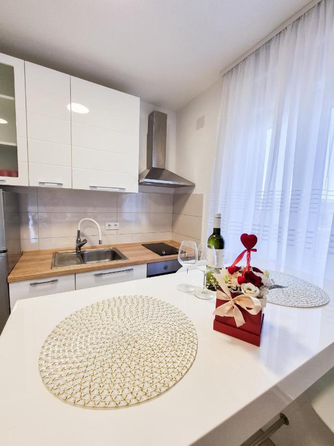 Apartment Ane 2 Tisno Εξωτερικό φωτογραφία